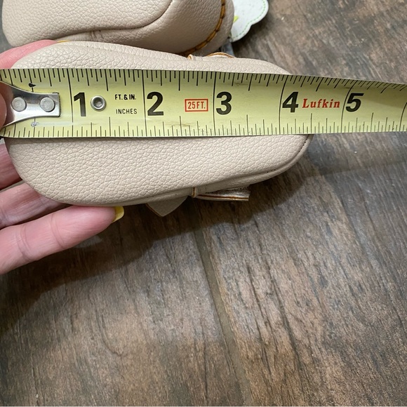 NWT Infant Beige Maryjane Crib Shoes - size 3 - Picture 6 of 6